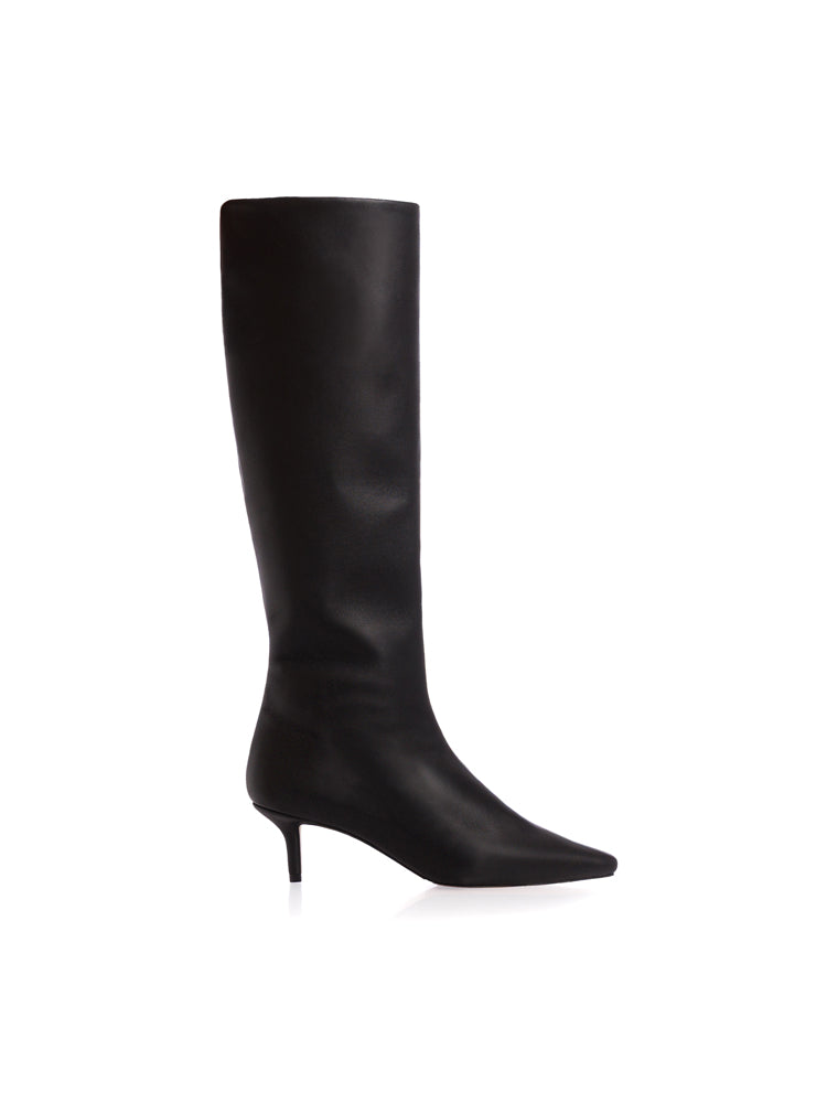 Nadia Boots CD70